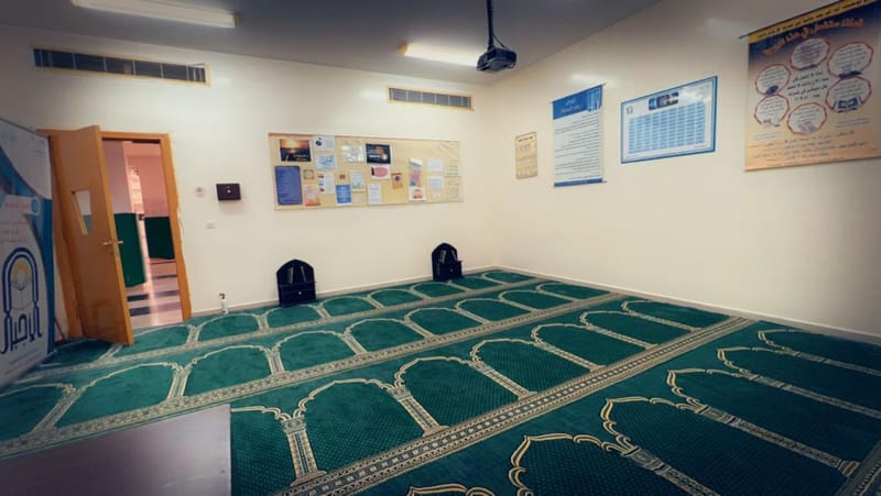 المرحلة الثانوية بمدارس الأجيال الأهلية 2